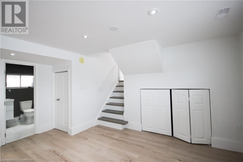 230 Hazelglen Drive Unit# B, Kitchener, Ontario  N2M 2E5 - Photo 8 - 40678835