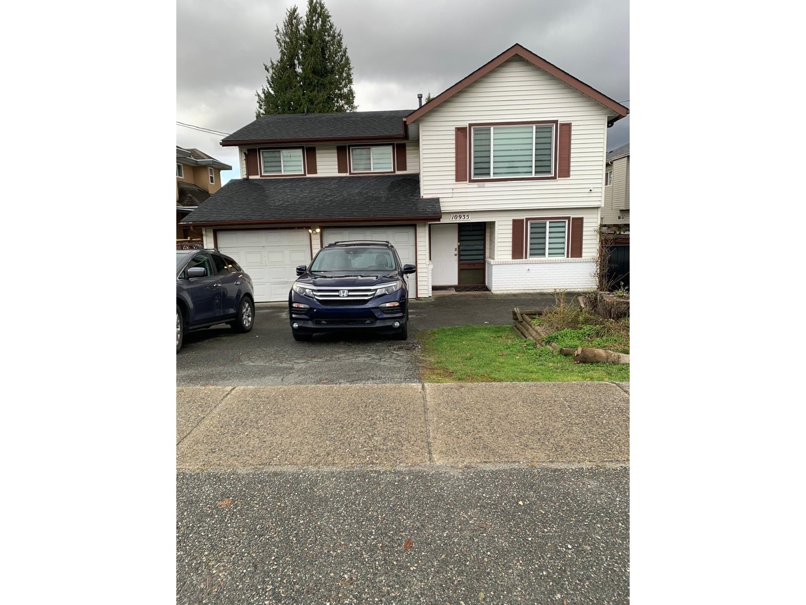 Property at 10935 140 STREET image
