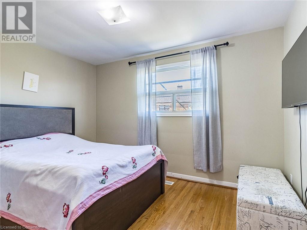 66 Arleta Avenue, Toronto, Ontario M3L 2E7 - Photo 16 - 40679006