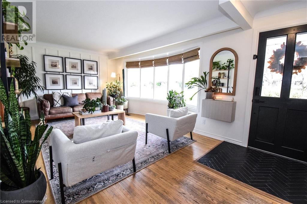 17 Rosemore Road, St. Catharines, Ontario  L2S 1A9 - Photo 3 - 40678236