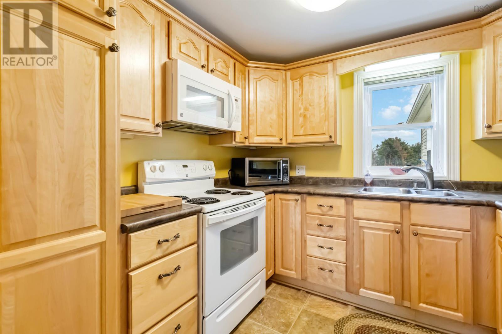 940 Highway 210, Waterloo, Nova Scotia  B4V 8J7 - Photo 10 - 202427028