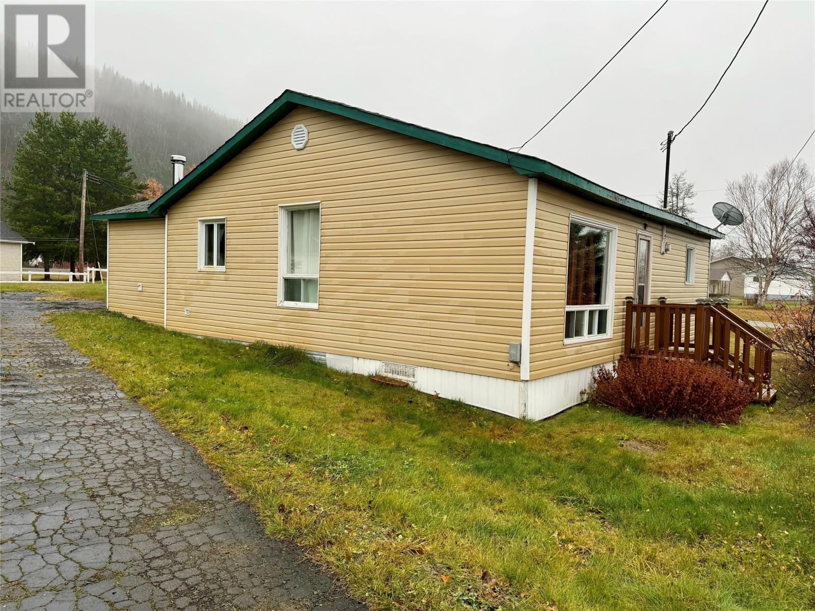 51 Citizen's Drive, Norris Arm, Newfoundland & Labrador  A0G 3M0 - Photo 3 - 1279810