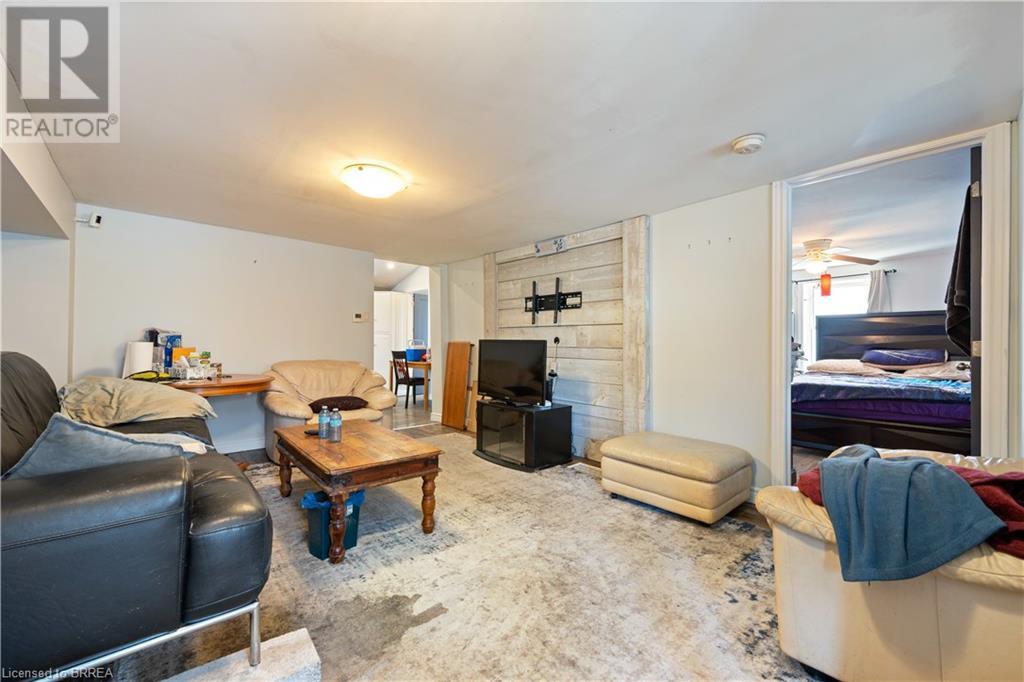 138 North Main Street, Simcoe, Ontario  N3Y 2M3 - Photo 2 - 40679247