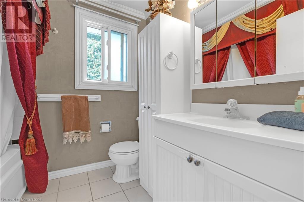 62 Bridlewood Drive, Dundas, Ontario  L9H 6H4 - Photo 23 - 40679567