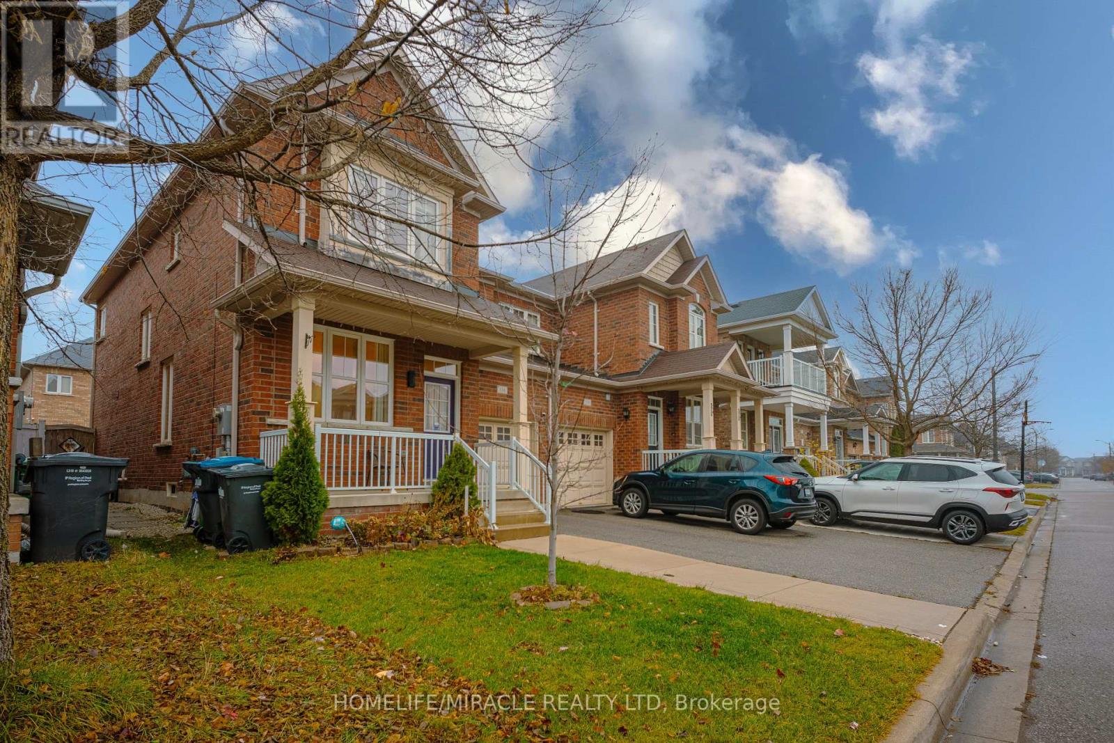 116 Amaranth Crescent, Brampton, Ontario  L7A 0L5 - Photo 3 - W10433578