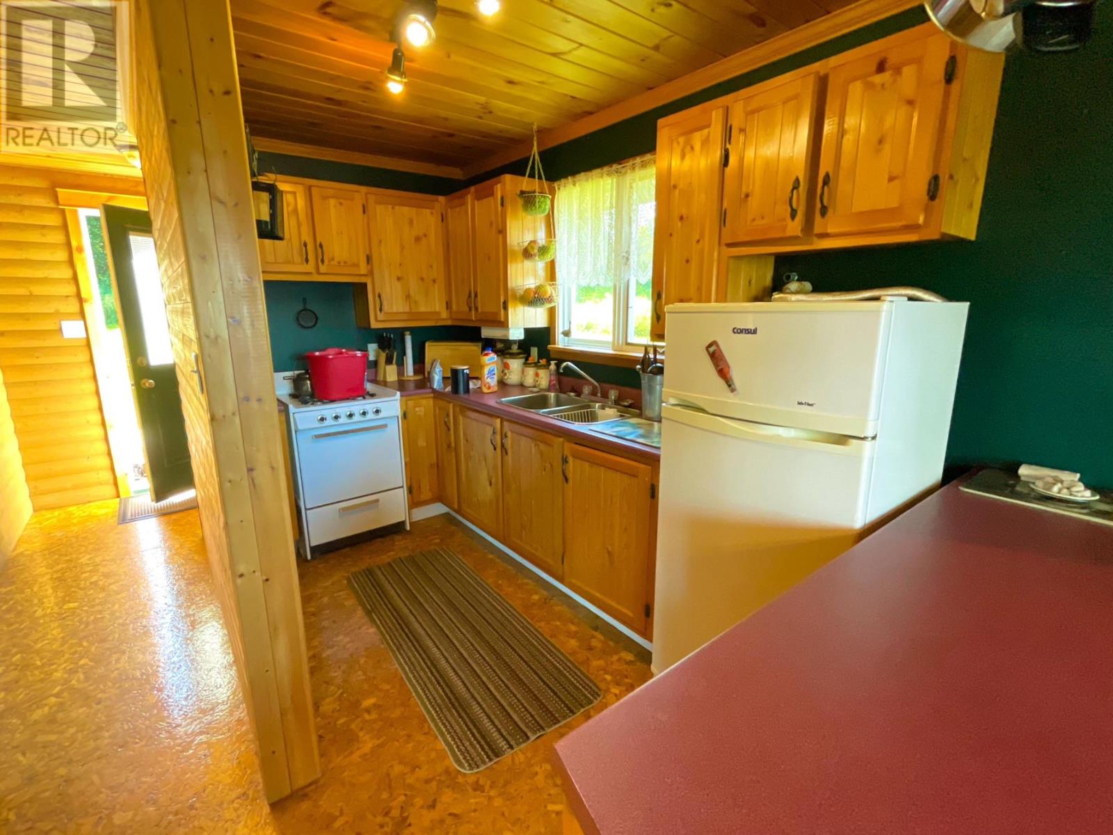 Property at 1 Harvey Lane image 5