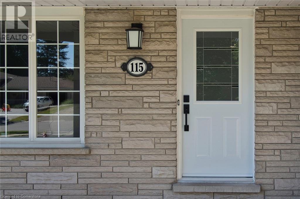 115 Uplands Drive Unit# A, Kitchener, Ontario  N2M 4X3 - Photo 2 - 40678706