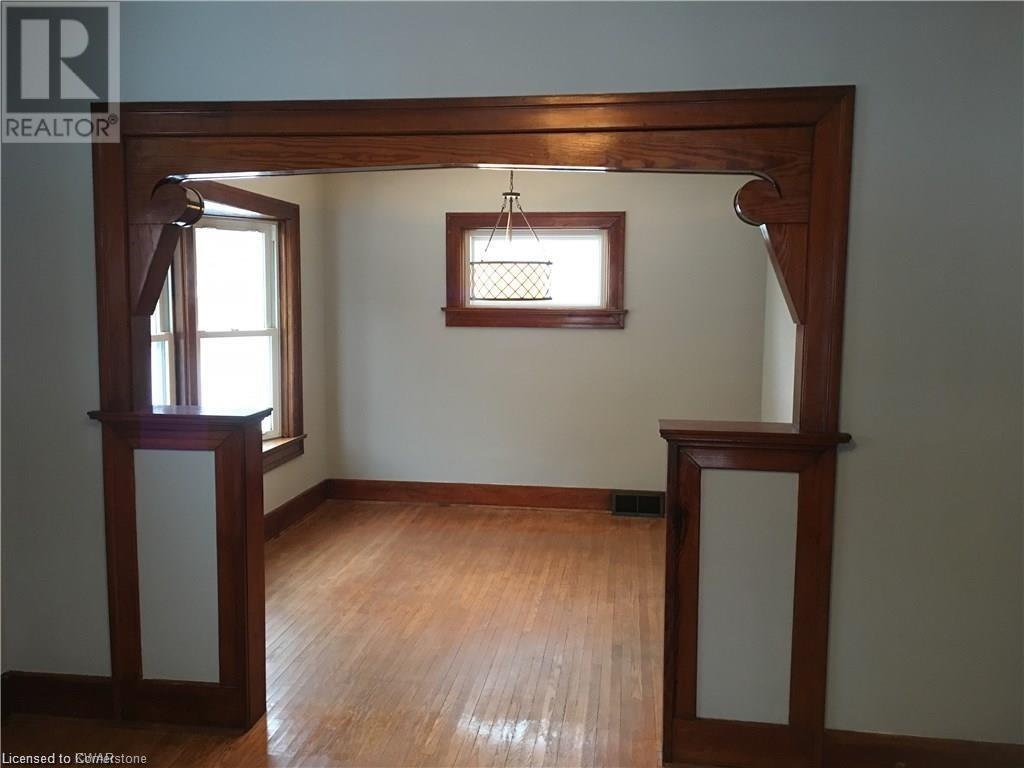 491 Park Street, Kitchener, Ontario  N2G 1N7 - Photo 5 - 40679709