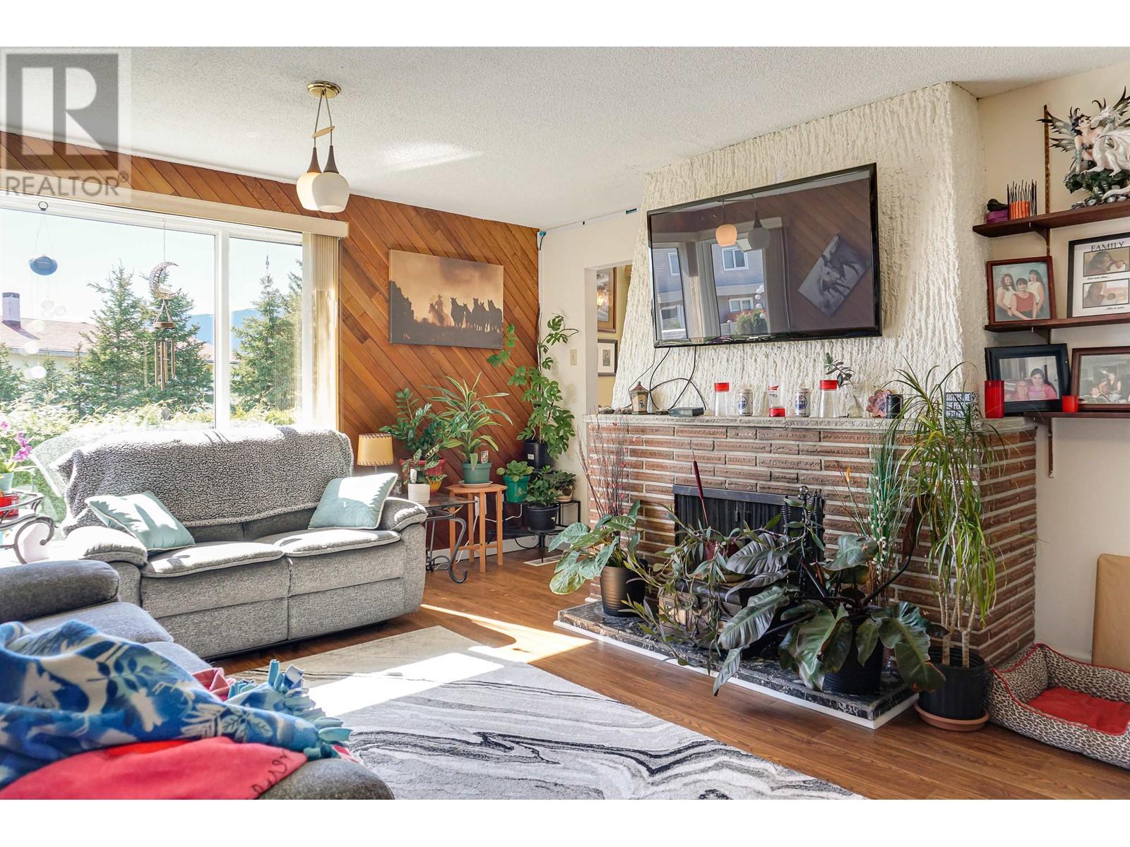 Property at 39 WOHLER STREET image 3