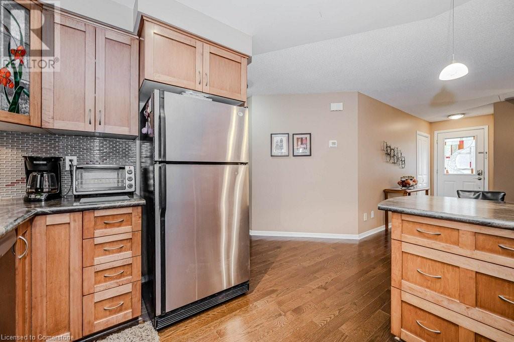 957 Sanford Drive, Burlington, Ontario  L7T 3G7 - Photo 16 - 40679864