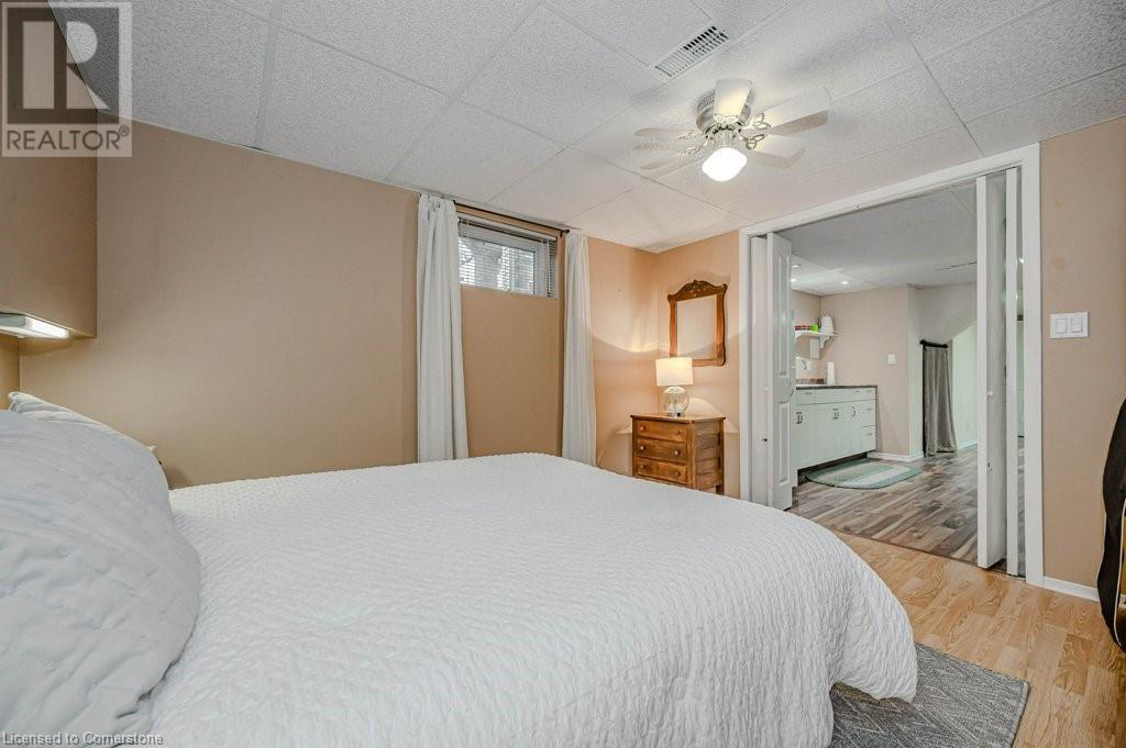 957 Sanford Drive, Burlington, Ontario  L7T 3G7 - Photo 35 - 40679864