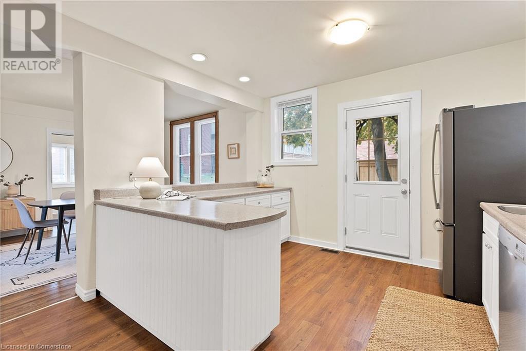 295 Plains Road W, Burlington, Ontario  L7T 1G1 - Photo 17 - 40679410