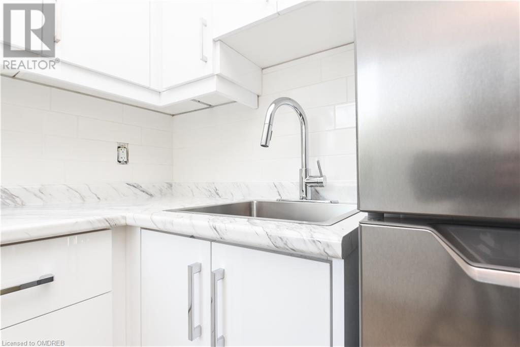 13 Westinghouse Avenue, Hamilton, Ontario  L8L 6E4 - Photo 9 - 40679839