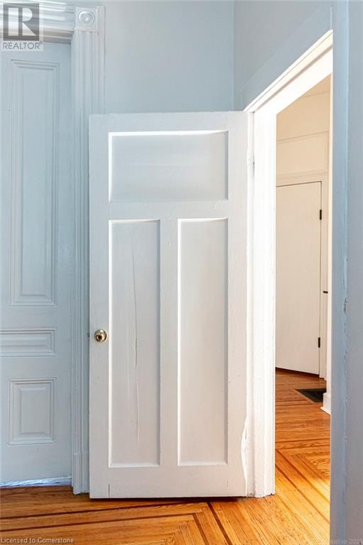 270 Queen Street S Unit# 1, Hamilton, Ontario  L8P 3T3 - Photo 17 - 40679837