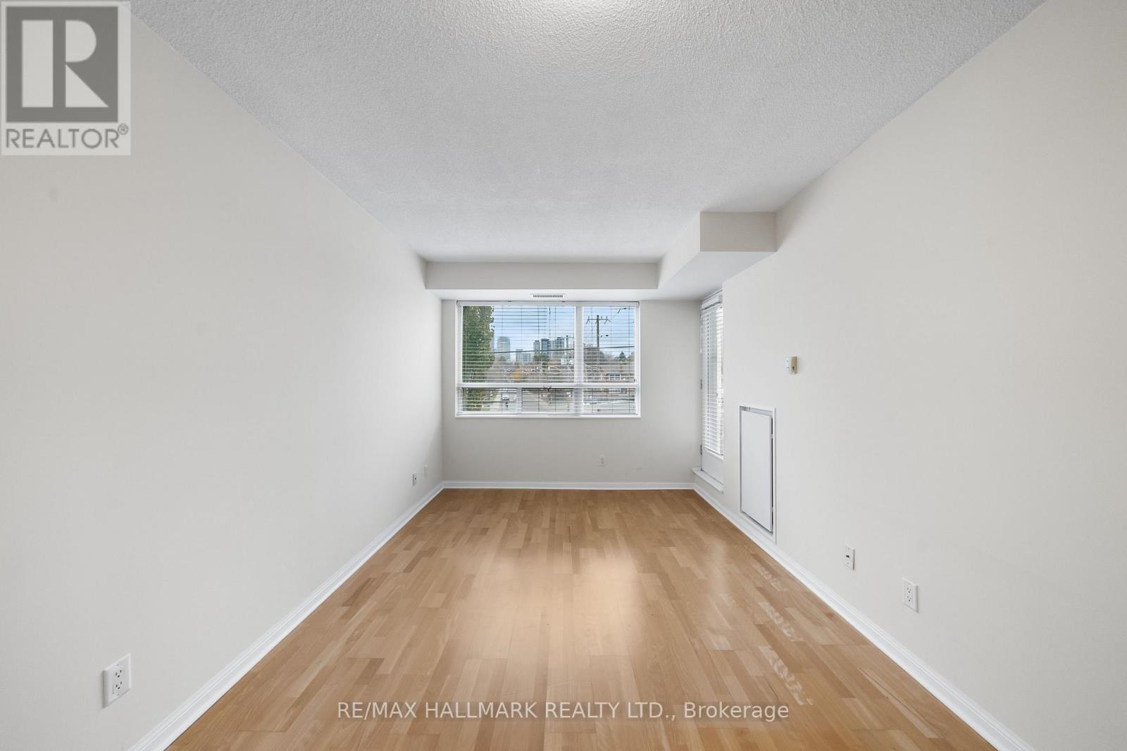 307 - 1801 Bayview Avenue, Toronto, Ontario  M4G 4K2 - Photo 6 - C10440584