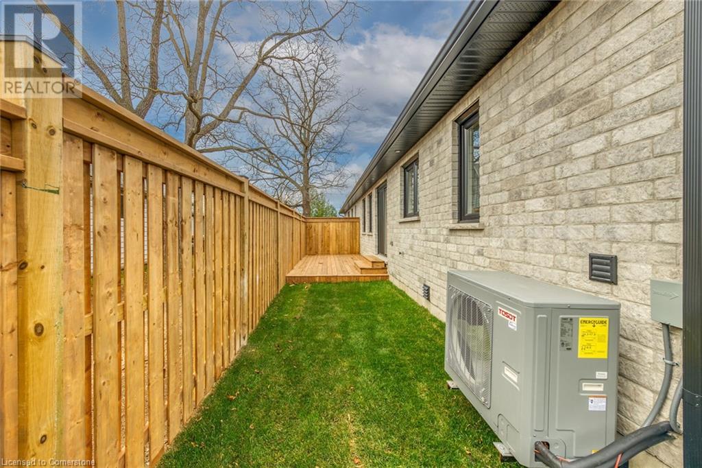 19 Victoria Street Unit# B, Hagersville, Ontario  N0A 1H0 - Photo 34 - 40674261