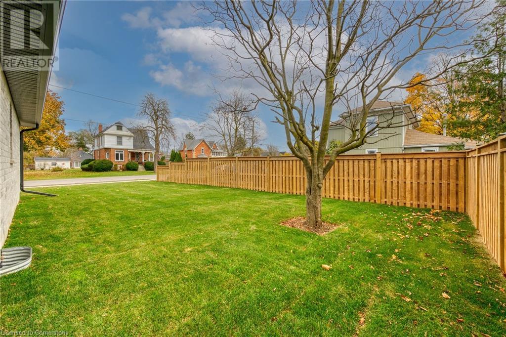 19 Victoria Street Unit# B, Hagersville, Ontario  N0A 1H0 - Photo 36 - 40674261