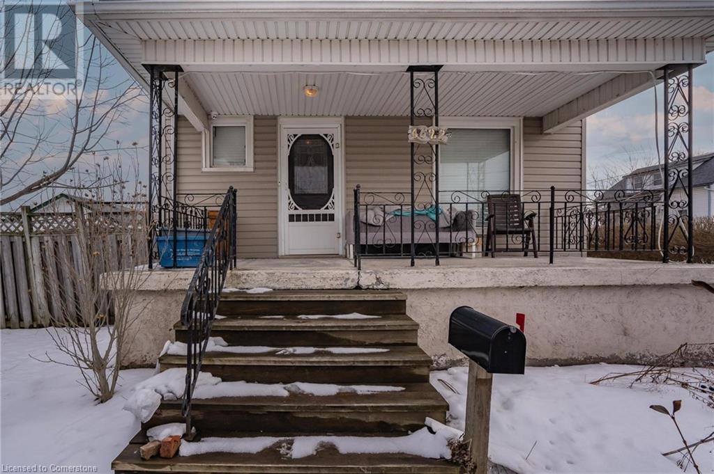 4622 Ferguson Street, Niagara Falls, Ontario  L2E 2Y9 - Photo 2 - 40679816