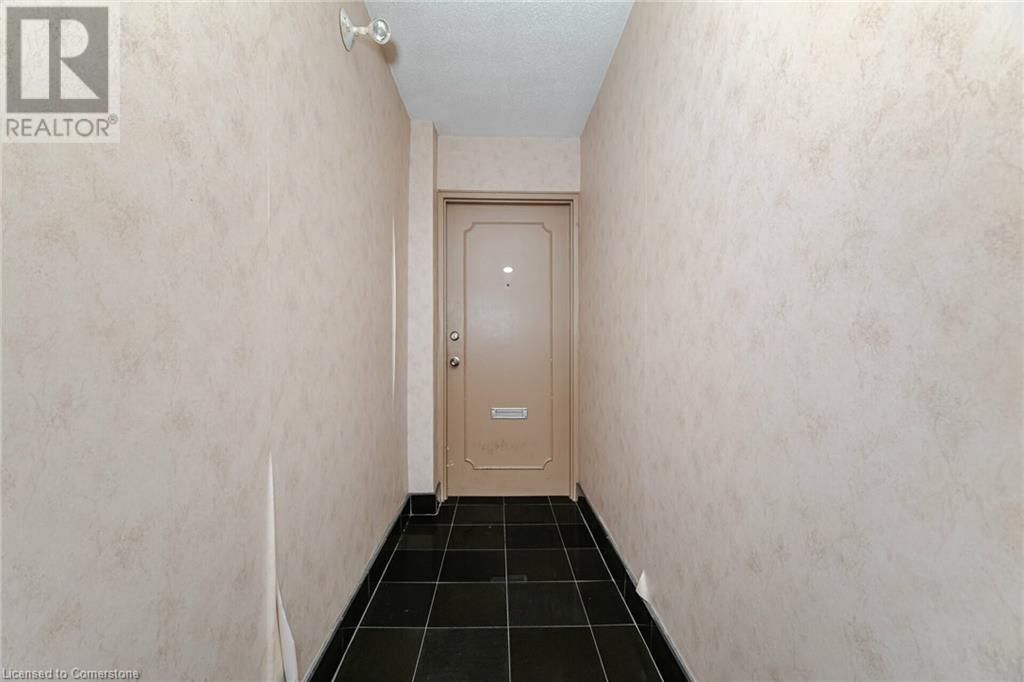 81 Charlton Street E Unit# 101, Hamilton, Ontario  L8N 1Y7 - Photo 6 - 40679978