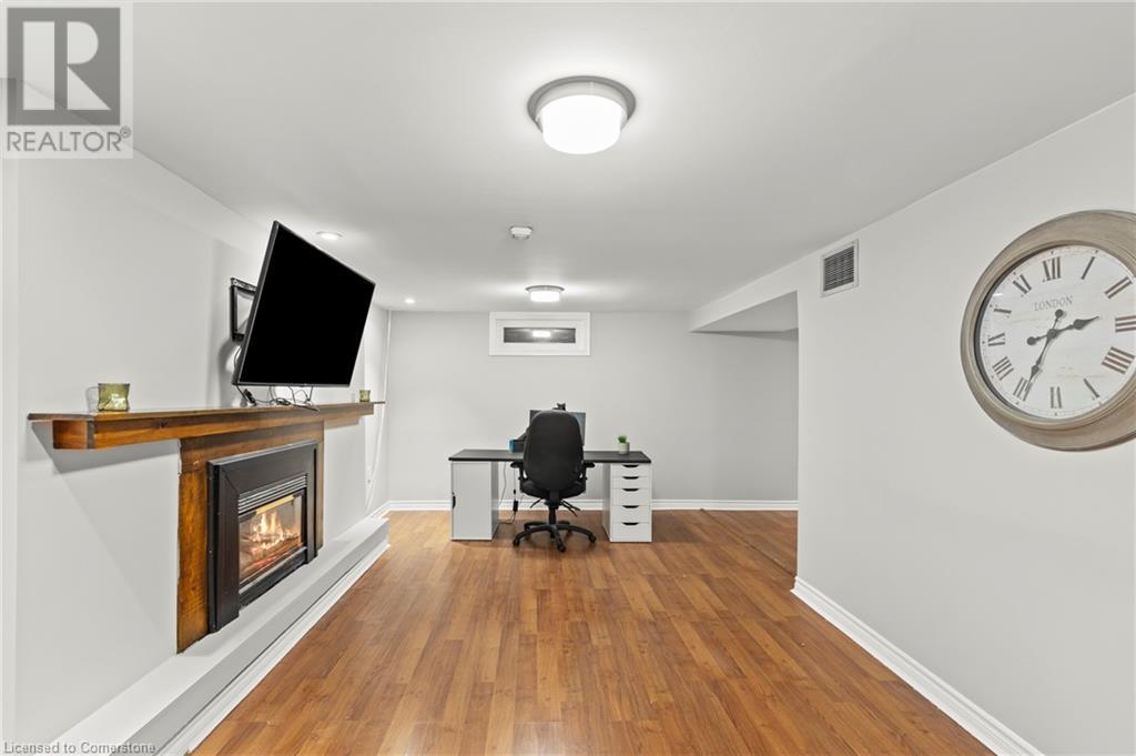 38 Brett Court, Hamilton, Ontario  L8T 4R8 - Photo 30 - 40676251