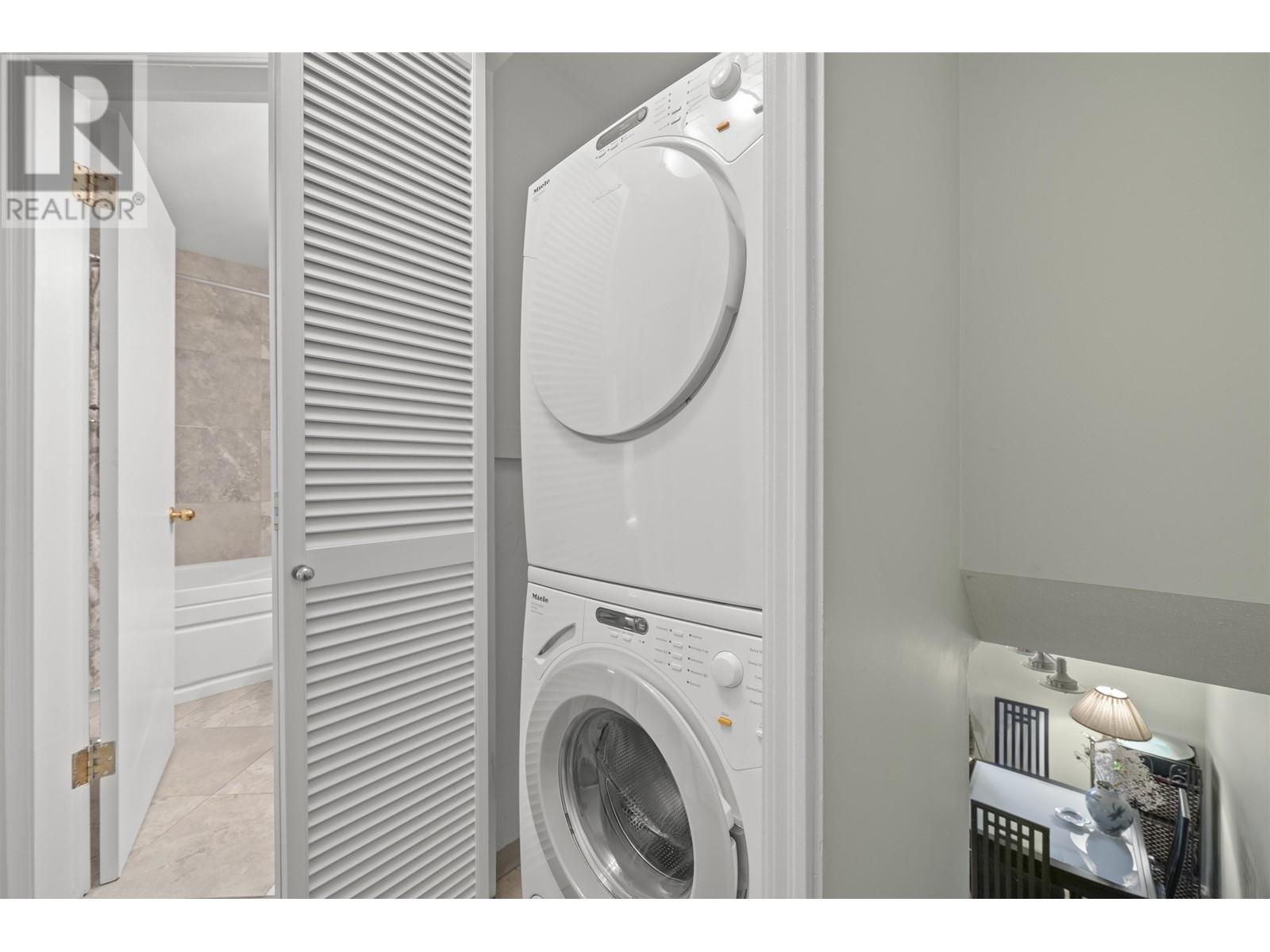 Listing Picture 8 of 17 : 103 835 W 7TH AVENUE, Vancouver / 溫哥華 - 魯藝地產 Yvonne Lu Group - MLS Medallion Club Member