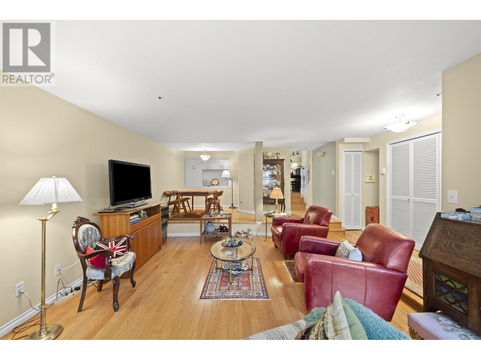 Listing Picture 9 of 17 : 103 835 W 7TH AVENUE, Vancouver / 溫哥華 - 魯藝地產 Yvonne Lu Group - MLS Medallion Club Member