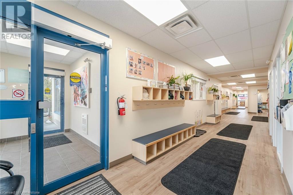 900 Golf Links RoadHamilton, Ontario  L9K 1J8 - Photo 6 - 40679749