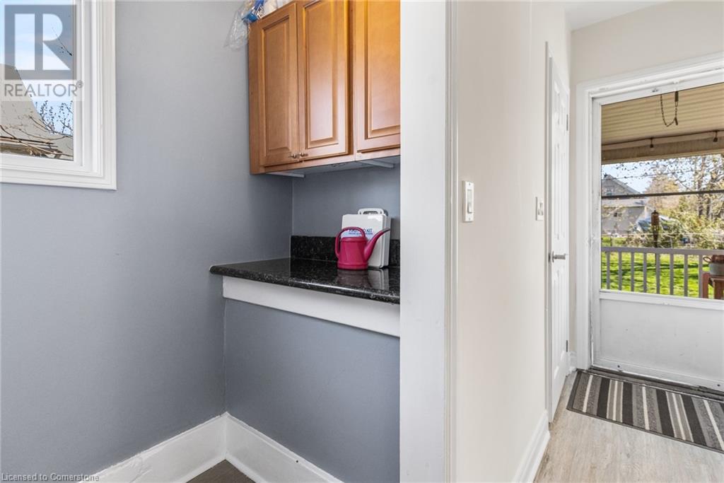 18 Prince Street, St. Catharines, Ontario  L2R 3X7 - Photo 22 - 40679994