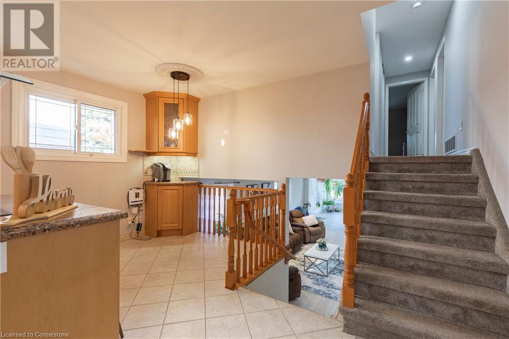 32 Audubon Street S, Stoney Creek, Ontario  L8J 1J7 - Photo 17 - 40679938