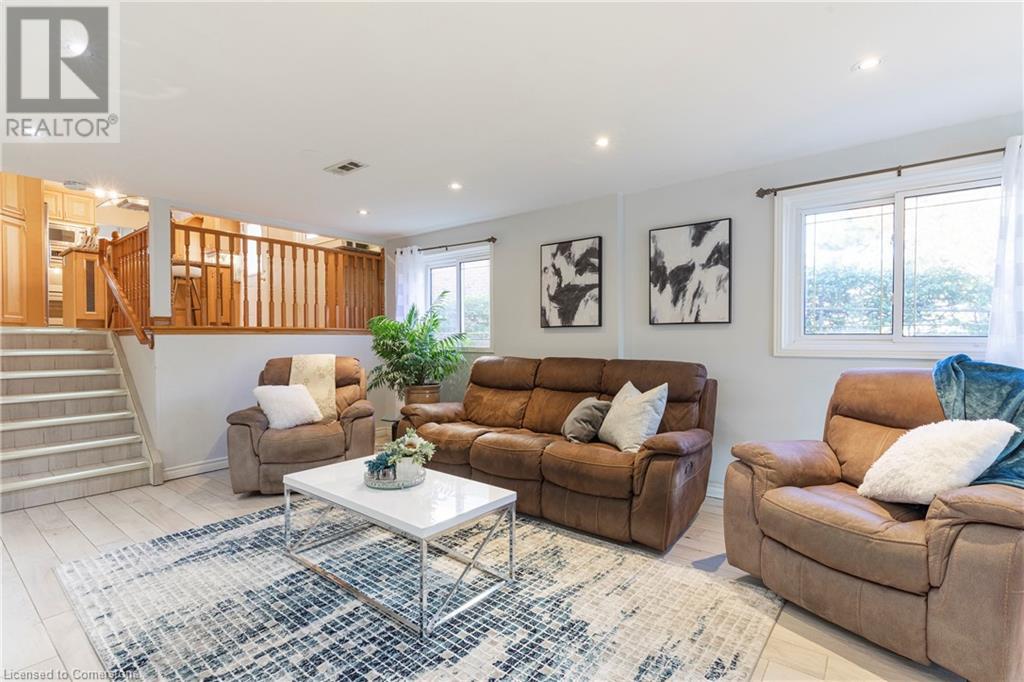 32 Audubon Street S, Stoney Creek, Ontario  L8J 1J7 - Photo 29 - 40679938