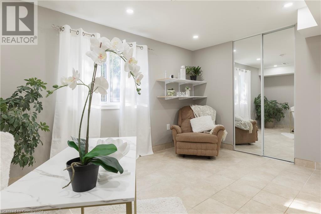 32 Audubon Street S, Stoney Creek, Ontario  L8J 1J7 - Photo 35 - 40679938