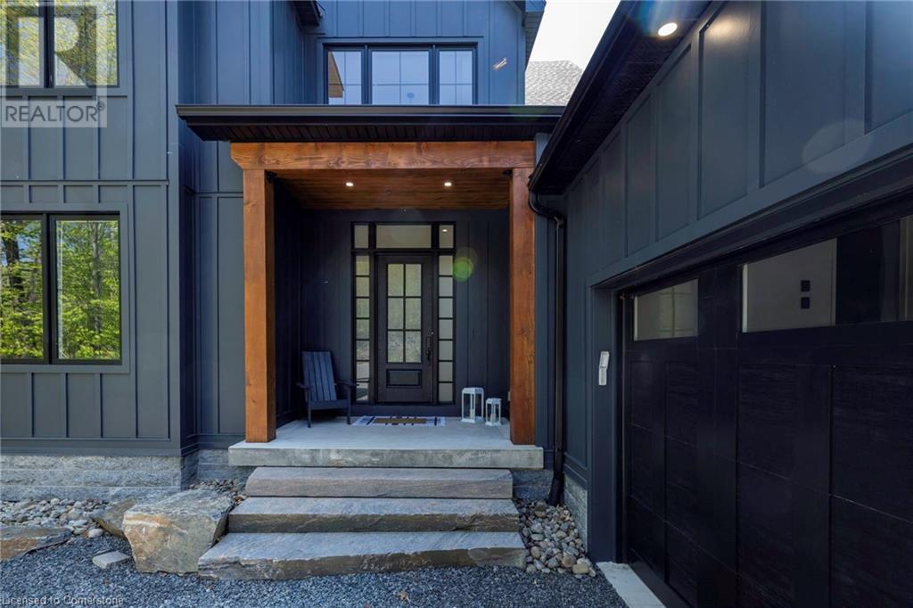 14 St Georges Court, Huntsville, Ontario  P1H 1A5 - Photo 3 - 40680034