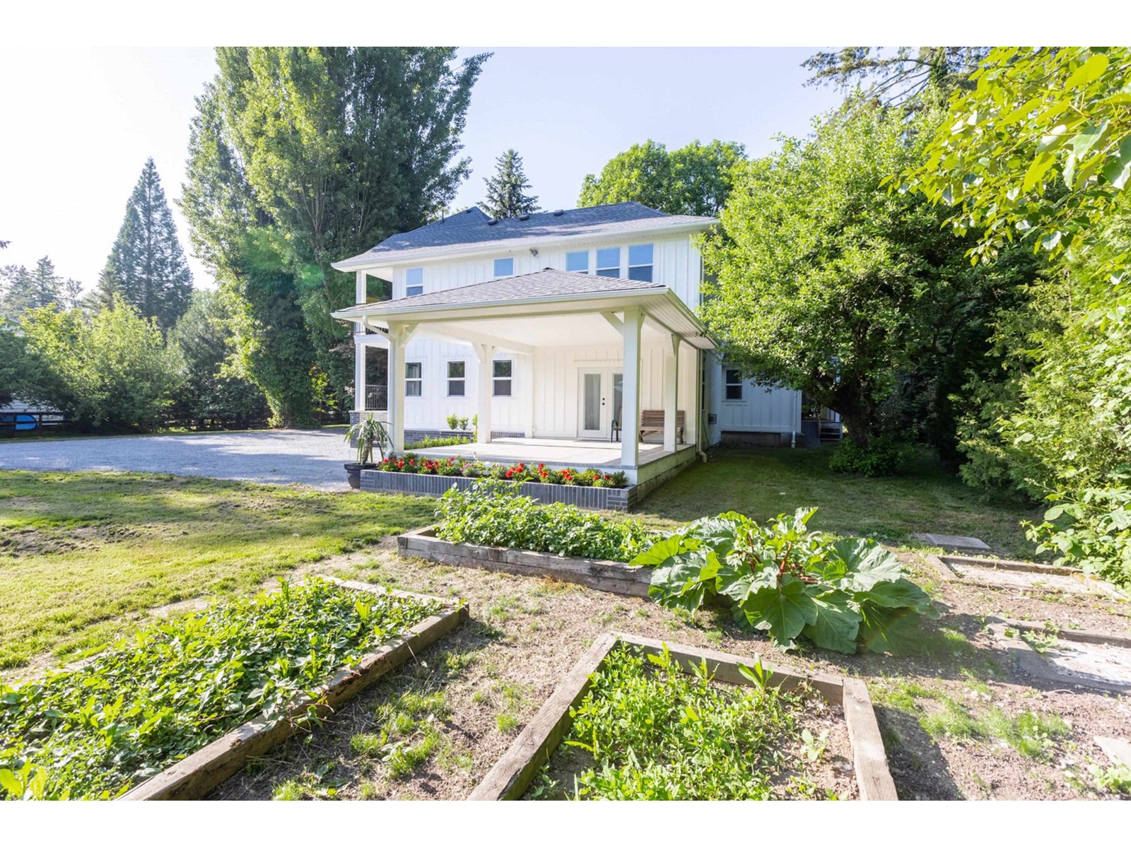 Property at 21834 40 AVENUE image 5