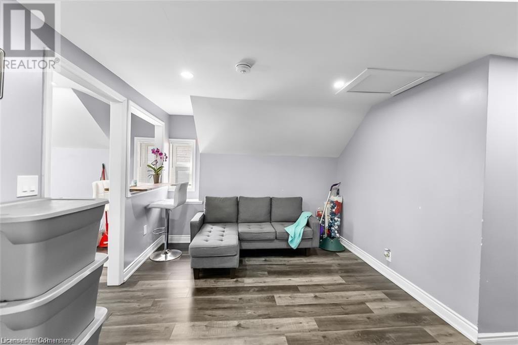 30 Division Street Unit# Main, St. Catharines, Ontario  L2R 3G2 - Photo 17 - 40679389