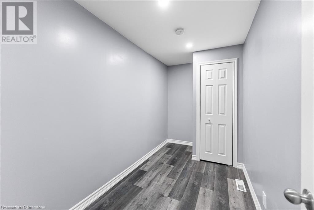 30 Division Street Unit# Main, St. Catharines, Ontario  L2R 3G2 - Photo 8 - 40679389