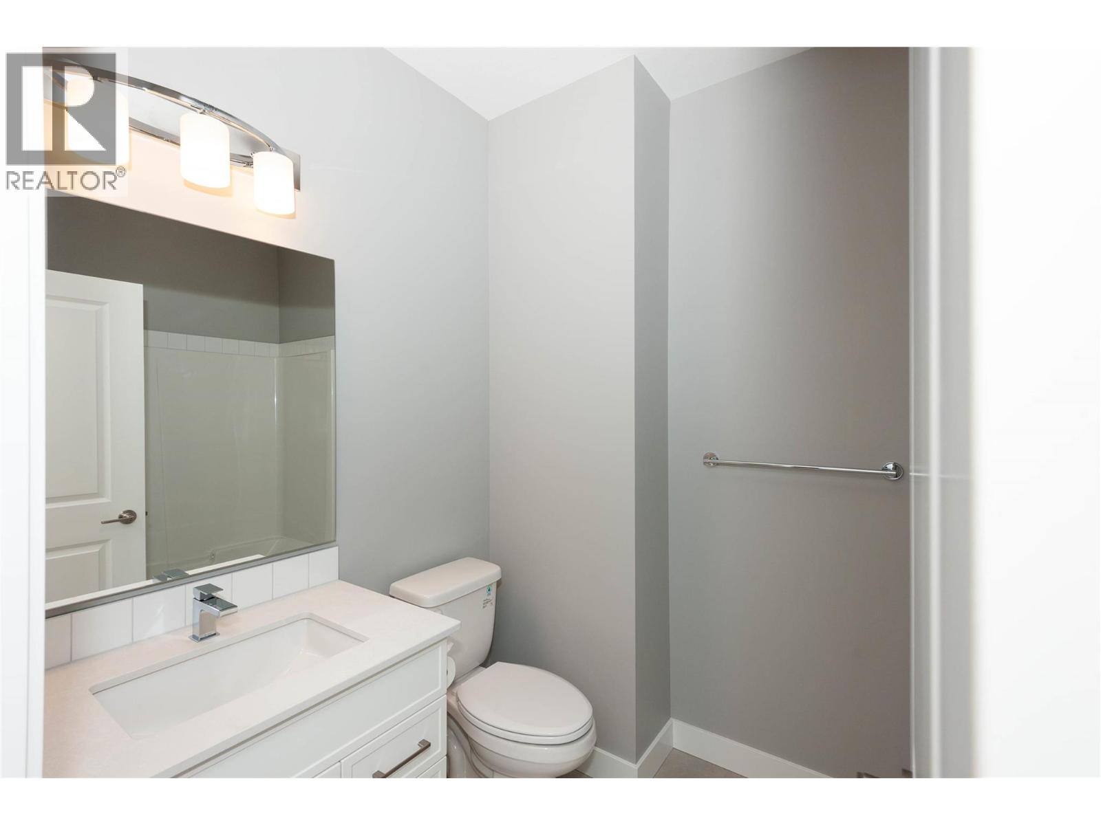 450 Poplar Drive, Logan Lake, British Columbia V0K 1W0 - Photo 5 - 180639