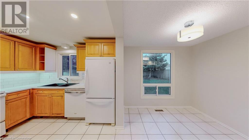 118 Rolling Meadows Drive, Kitchener, Ontario  N2N 1V8 - Photo 12 - 40680073