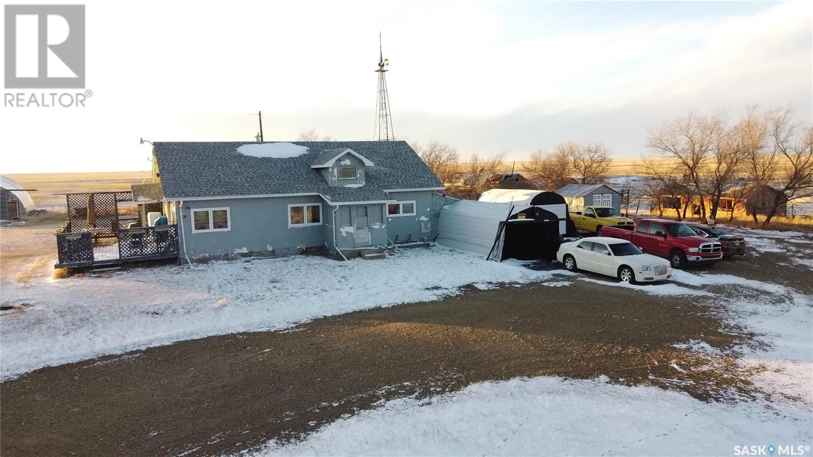 Acreage South Of Ponteix, Auvergne Rm No. 76, Saskatchewan  S0N 1Z0 - Photo 28 - SK988614