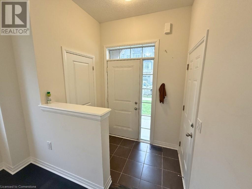 4085 Fracchioni Drive Unit# Upper Level, Beamsville, Ontario  L0R 1B4 - Photo 4 - 40660107