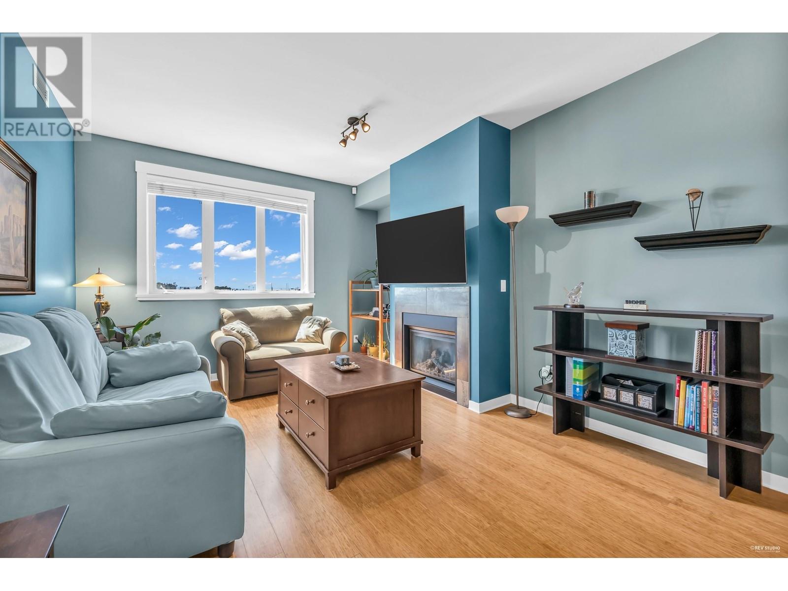 310 6077 London Road, Richmond, British Columbia  V7E 0A7 - Photo 4 - R2946213