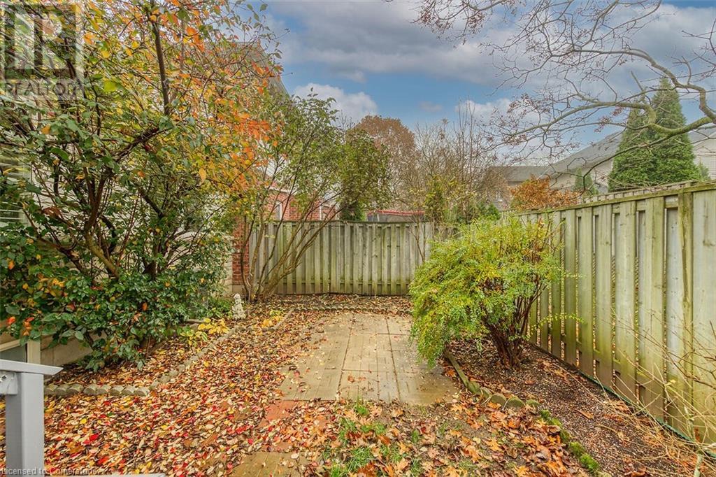 81 Valridge Drive Unit# 8, Ancaster, Ontario  L9G 5B7 - Photo 32 - 40679993