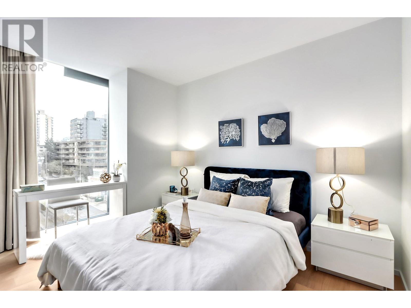 Listing Picture 9 of 20 : 705 1568 ALBERNI STREET, Vancouver / 溫哥華 - 魯藝地產 Yvonne Lu Group - MLS Medallion Club Member