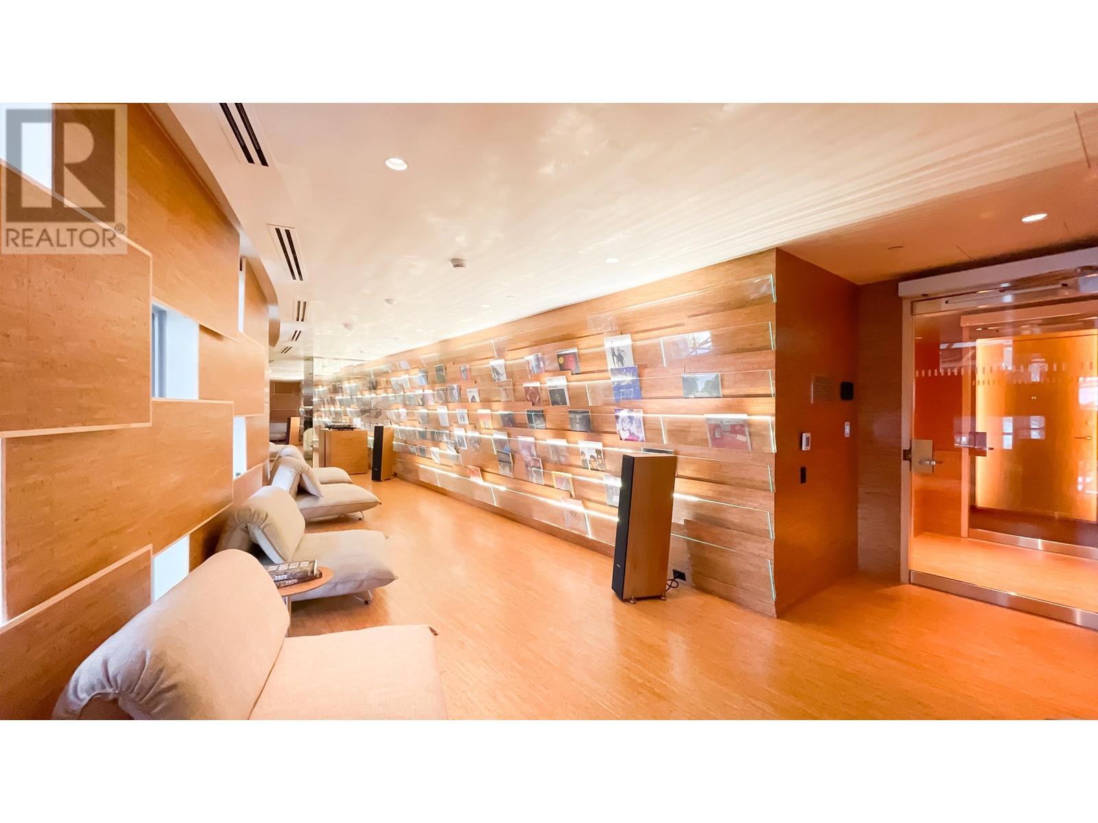 Listing Picture 20 of 20 : 705 1568 ALBERNI STREET, Vancouver / 溫哥華 - 魯藝地產 Yvonne Lu Group - MLS Medallion Club Member