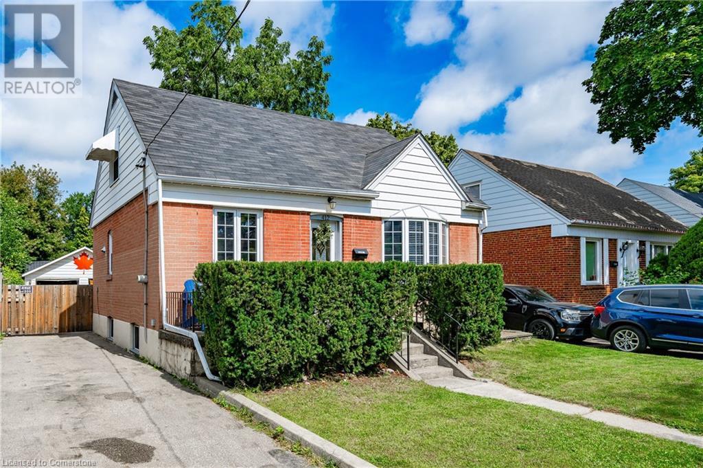 412 Valermo Drive, Toronto, Ontario  M8W 2L7 - Photo 2 - 40680075