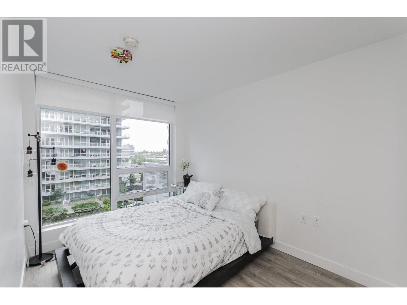 Listing Picture 12 of 32 : 755 6328 NO. 3 ROAD, Richmond / 烈治文 - 魯藝地產 Yvonne Lu Group - MLS Medallion Club Member