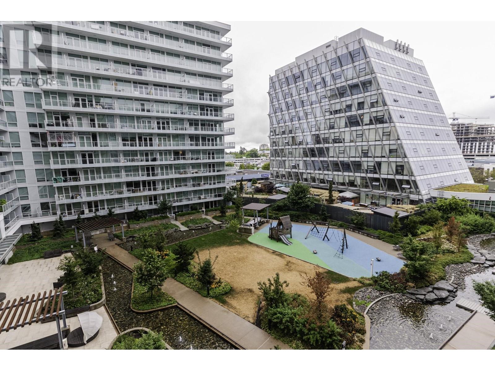 Listing Picture 19 of 32 : 755 6328 NO. 3 ROAD, Richmond / 烈治文 - 魯藝地產 Yvonne Lu Group - MLS Medallion Club Member