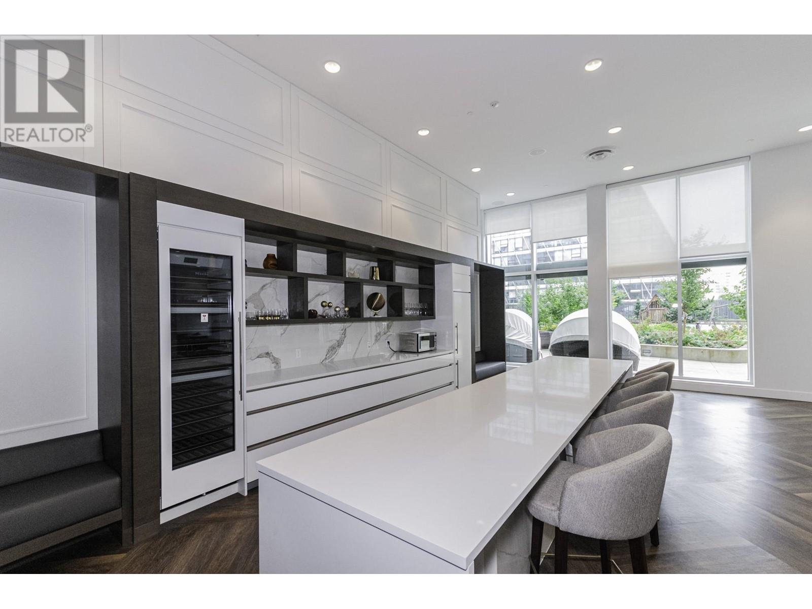 Listing Picture 23 of 32 : 755 6328 NO. 3 ROAD, Richmond / 烈治文 - 魯藝地產 Yvonne Lu Group - MLS Medallion Club Member