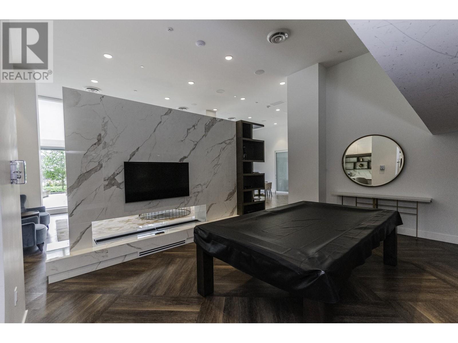 Listing Picture 24 of 32 : 755 6328 NO. 3 ROAD, Richmond / 烈治文 - 魯藝地產 Yvonne Lu Group - MLS Medallion Club Member