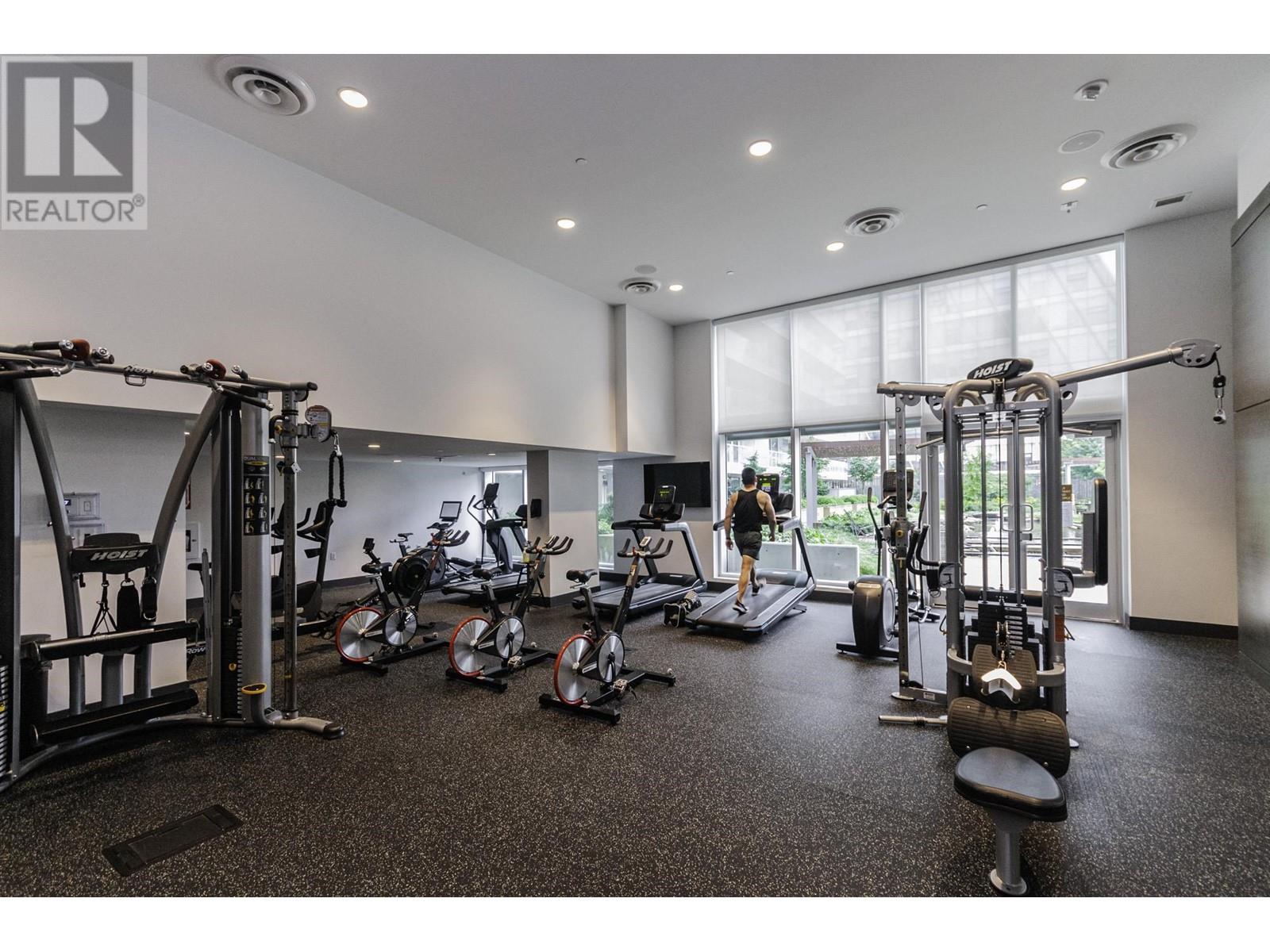 Listing Picture 29 of 32 : 755 6328 NO. 3 ROAD, Richmond / 烈治文 - 魯藝地產 Yvonne Lu Group - MLS Medallion Club Member