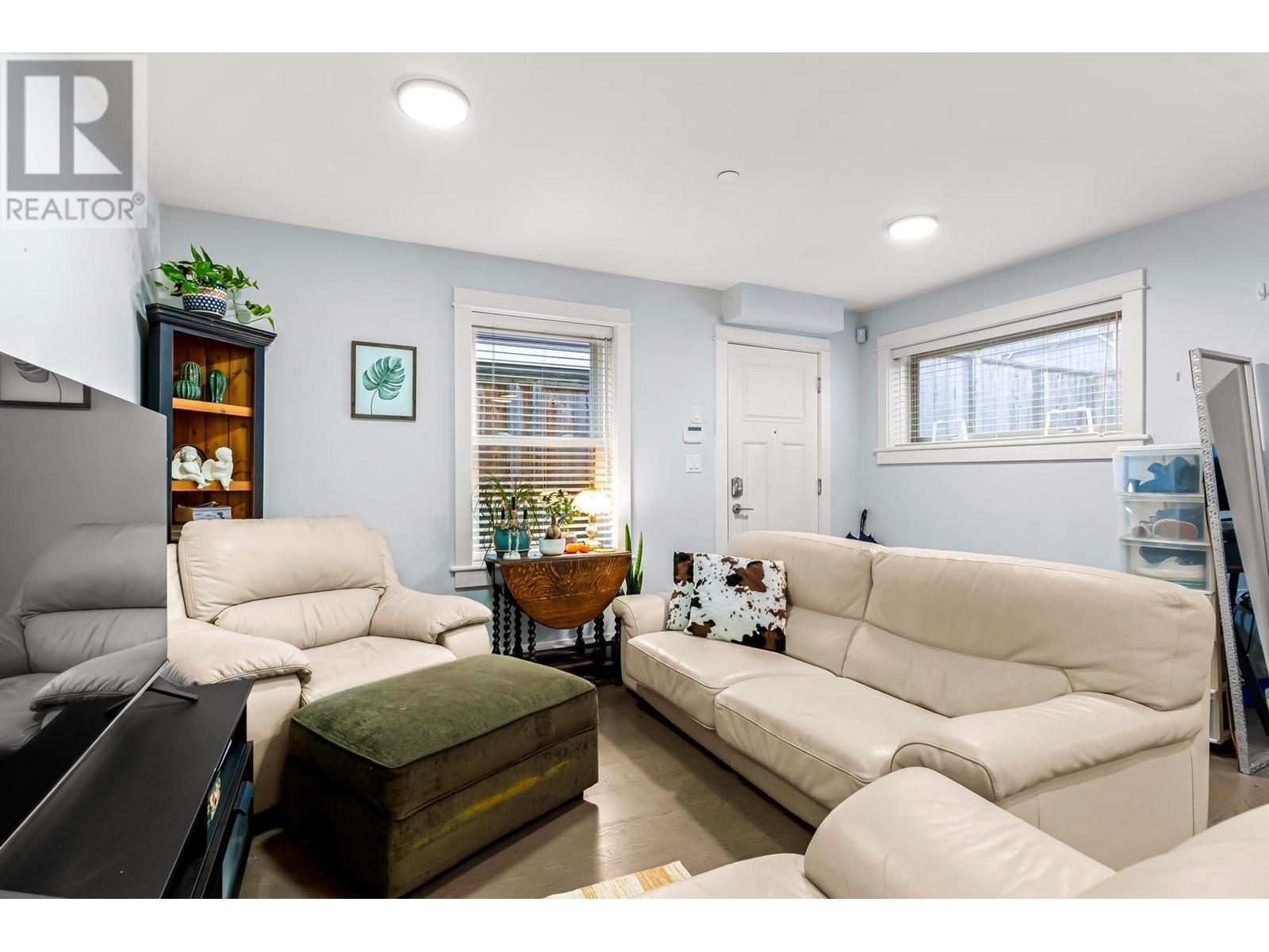 Listing Picture 25 of 36 : 437 VERNON DRIVE, Vancouver / 溫哥華 - 魯藝地產 Yvonne Lu Group - MLS Medallion Club Member